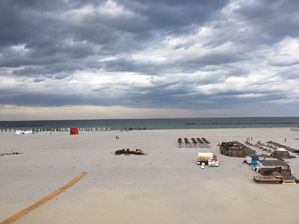 458 :: Clouds at Mamaia beach